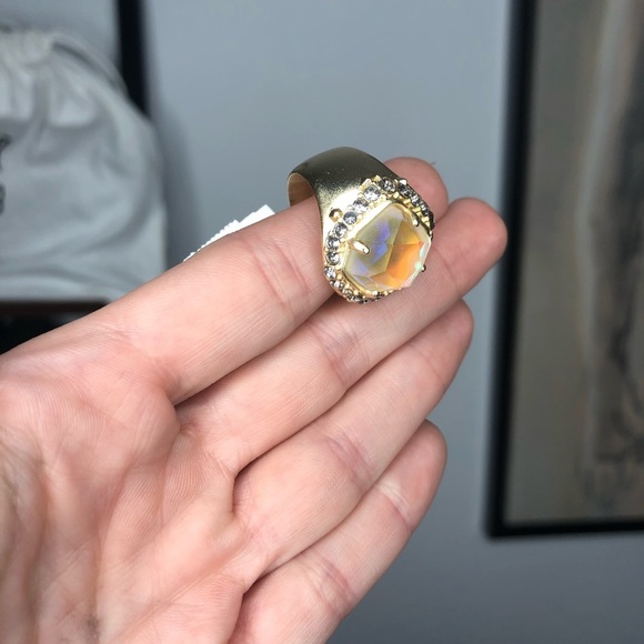 Kendra Scott Schuyler Dichroic Glass Ring - Picture 9 of 12